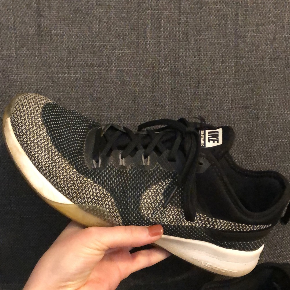 Nike Zoom tennis shoes